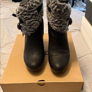 Women leather UGG ankle boots